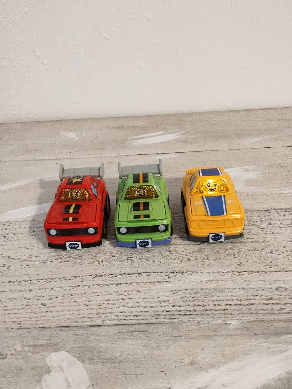 VTech Go Go Smart Wheels Revved Up Blue & Red Race Car Lot Of 3 very good